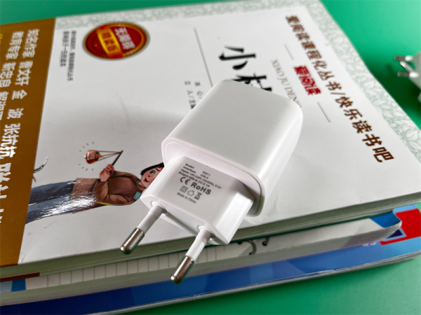 5V2.1A Europe Mobile Device Charger